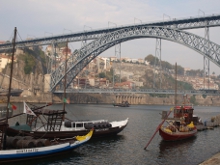 Pohled na Porto z městečka Vila Nova de Gaia