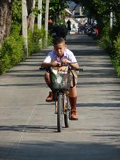 Někdo jezdí rád na kole Někdo jezdí rád na kole