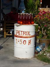 Thajská benzínka Thajská benzínka