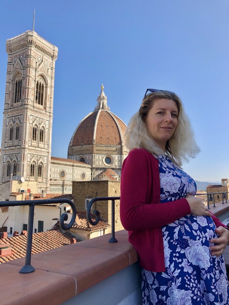 V šestém měsíci těhotesntví ve Florencii