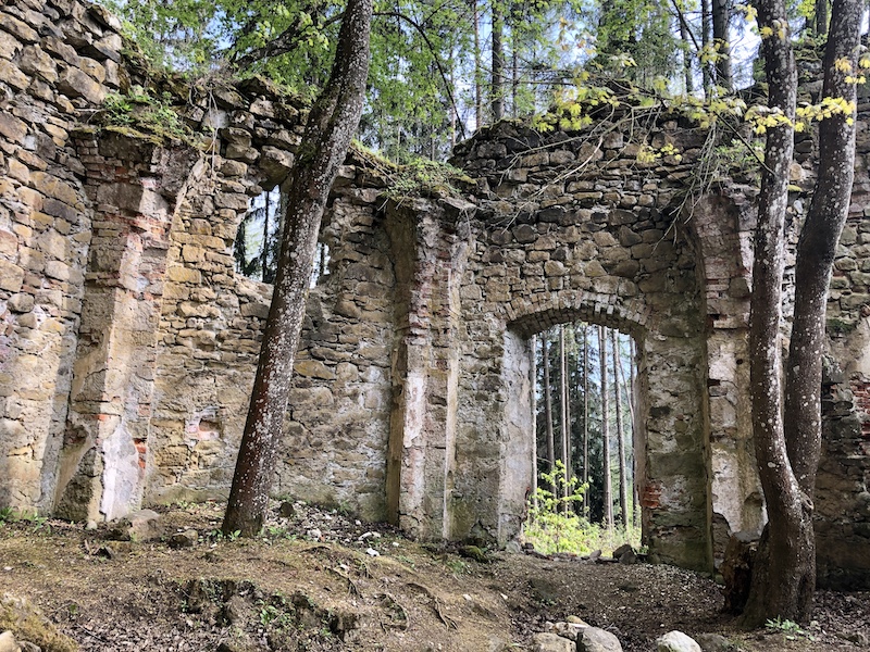 Ruina kostela na Kopečku