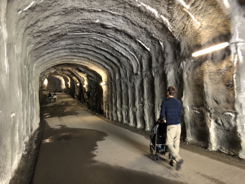 Tunel u přehrady Mauvoisin