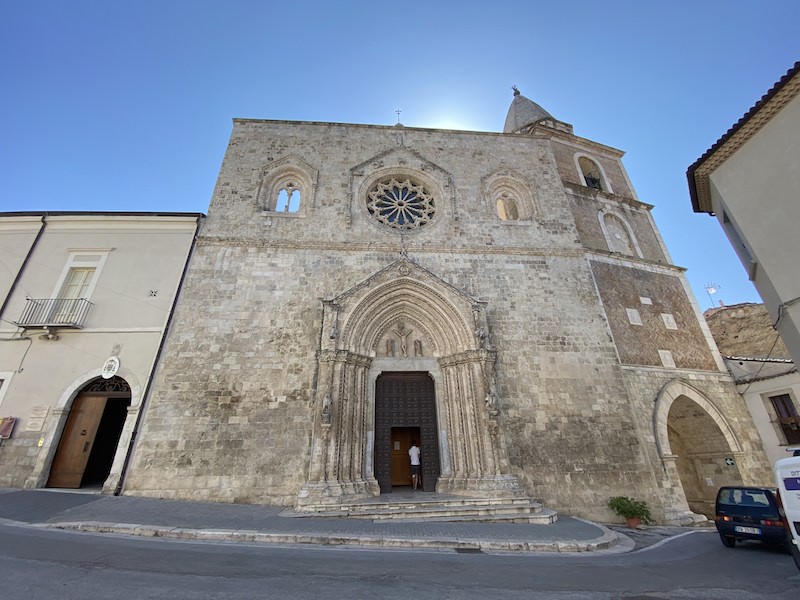 Duomo v městešku Larino