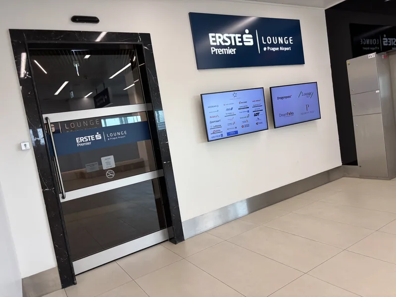 Vchod do salonku Erste Premier Lounge na Terminálu 1